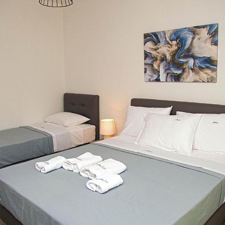 Aelia Luxury Apartments นิกิติ ภายนอก รูปภาพ