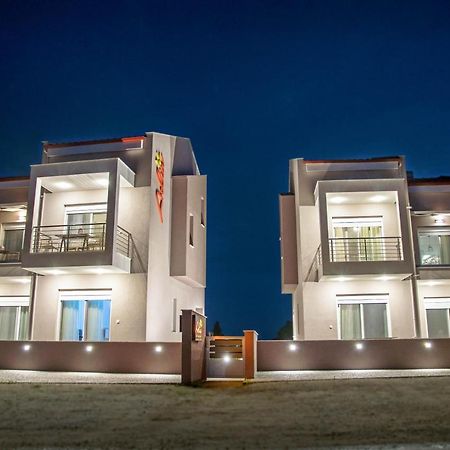 Aelia Luxury Apartments นิกิติ ภายนอก รูปภาพ