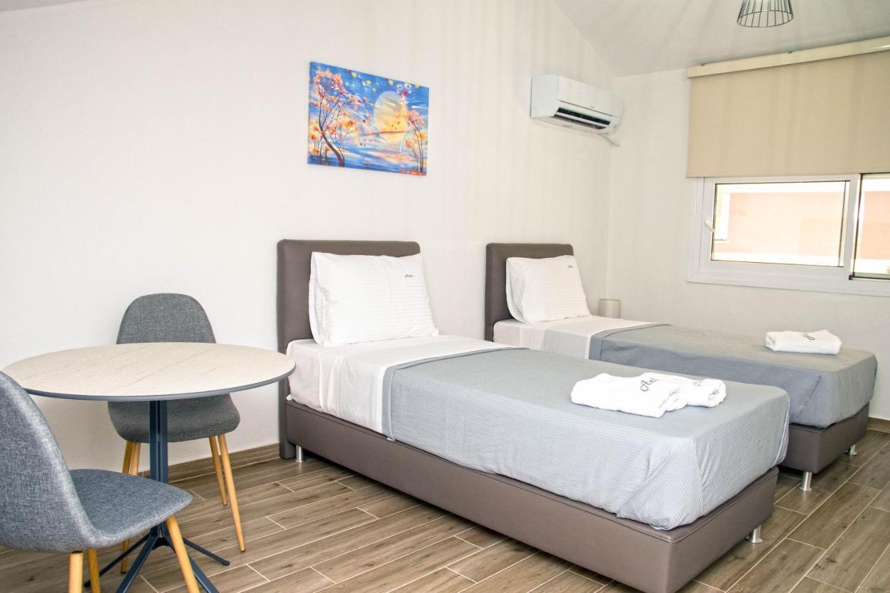 Aelia Luxury Apartments นิกิติ ภายนอก รูปภาพ